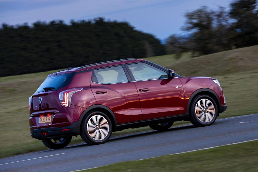 SsangYong Tivoli Ultimate 2020 года  (UK) (фото 9 из 63)